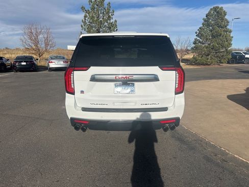 Used 2021 GMC Yukon Denali w/ Denali Premium Package image 35