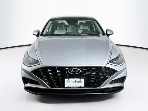 Used 2023 Hyundai Sonata Limited FWD image 2