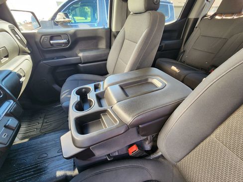 Used 2019 GMC Sierra 1500 4x4 Crew Cab w/ Convenience Package image 40