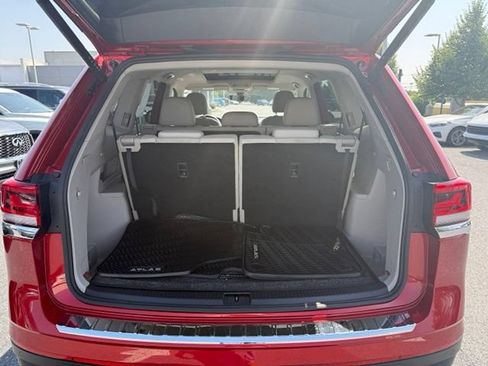 Used 2024 Volkswagen Atlas SEL AWD/4WD image 26