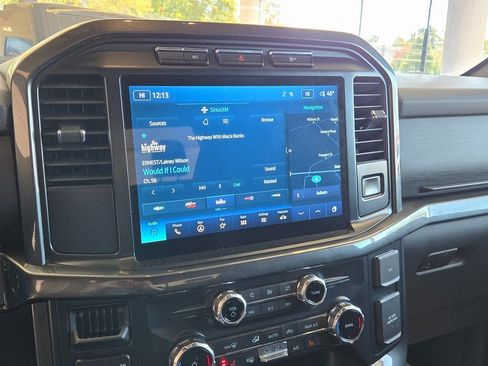 Used 2022 Ford F150 XLT w/ Equipment Group 302A High image 18