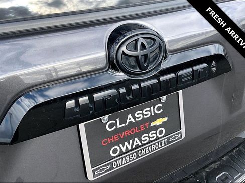 Used 2019 Toyota 4Runner Limited image 23