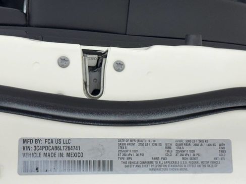 Used 2020 Dodge Journey SE w/ SE Popular Equipment Group image 74