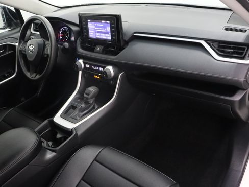 Used 2021 Toyota RAV4 XLE FWD image 35