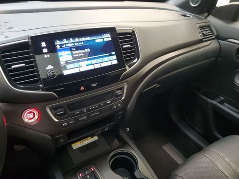 Used 2022 Honda Passport TrailSport image 31