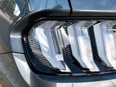 Used 2019 Ford Mustang GT Premium w/ Equipment Group 401A RWD image 26