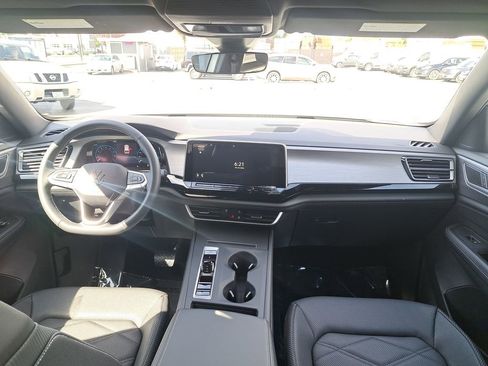 New 2026 Volkswagen Atlas Cross Sport SE AWD/4WD image 18