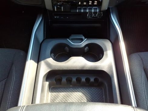 Used 2019 RAM 1500 Big Horn AWD/4WD image 26