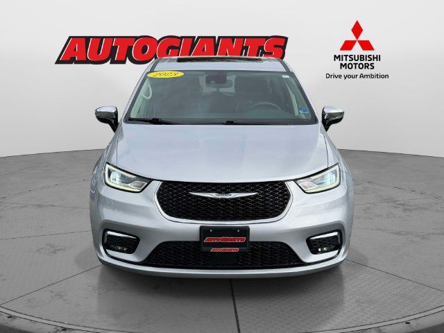Used 2023 Chrysler Pacifica Limited FWD image 6