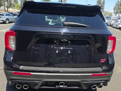 Used 2023 Ford Explorer ST w/ Equipment Group 401A AWD/4WD image 5