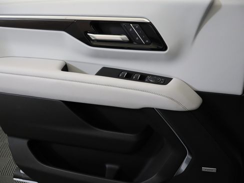 New 2026 Chevrolet Tahoe Premier image 35