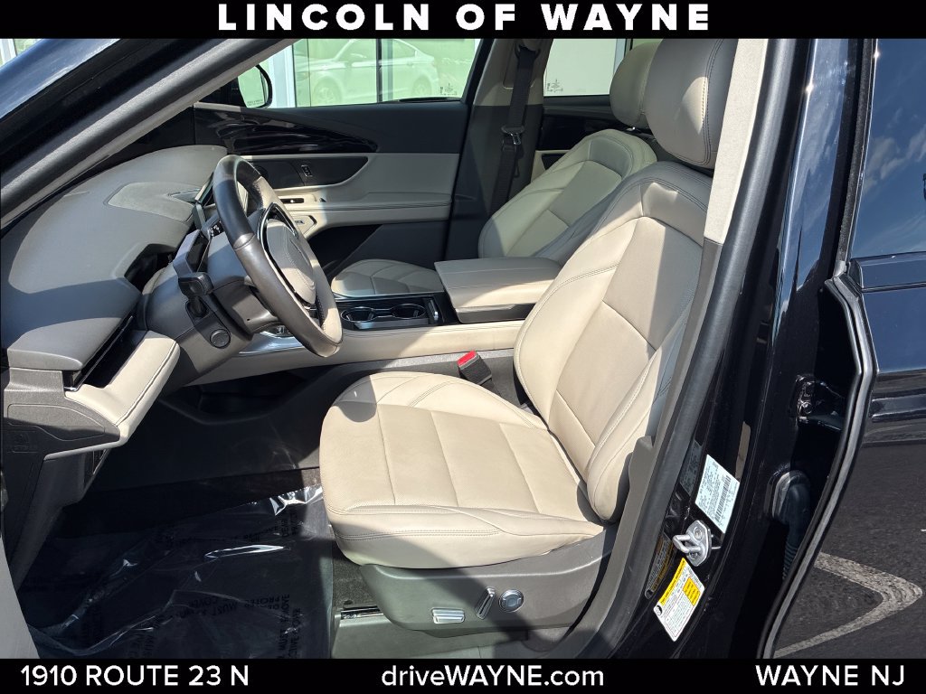 Certified 2024 Lincoln Nautilus Premier w/ Equipment Group 102A AWD/4WD image 12