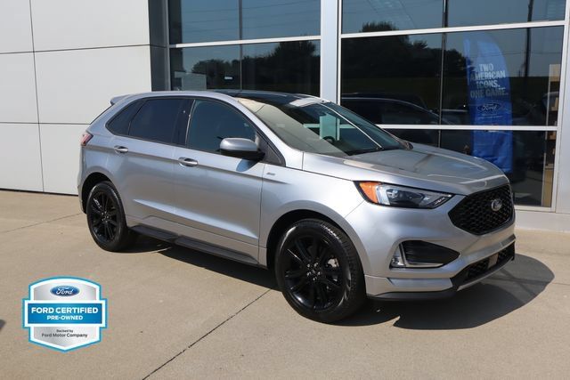 Certified 2024 Ford Edge ST-Line AWD/4WD image 2
