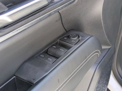 Used 2025 GMC Terrain Elevation AWD/4WD image 13