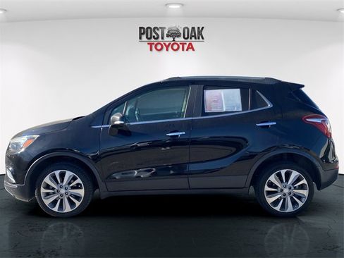 Used 2019 Buick Encore Preferred image 4