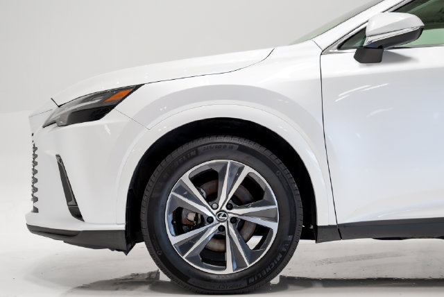 Used 2024 Lexus RX 350 FWD w/ Technology Package image 29