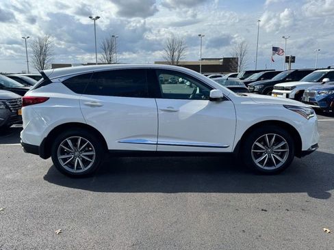 Used 2024 Acura RDX w/ Technology Package image 2