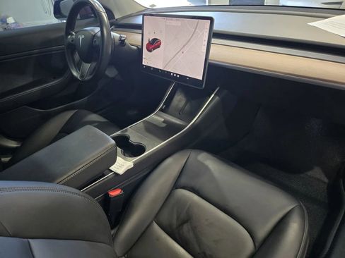 Used 2018 Tesla Model 3 Long Range image 5