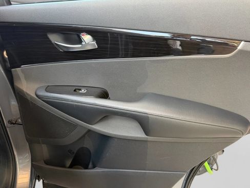 Used 2020 Kia Sorento EX FWD image 29