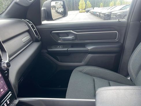 Used 2025 RAM 1500 Big Horn AWD/4WD image 28