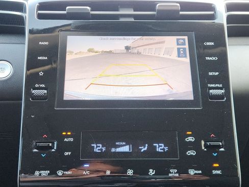 Used 2022 Hyundai Tucson SEL AWD/4WD image 13