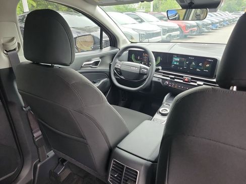 New 2026 Kia Sportage LX FWD image 13