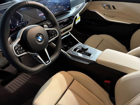 New 2026 BMW 330i Sedan w/ M Sport Package RWD image 4