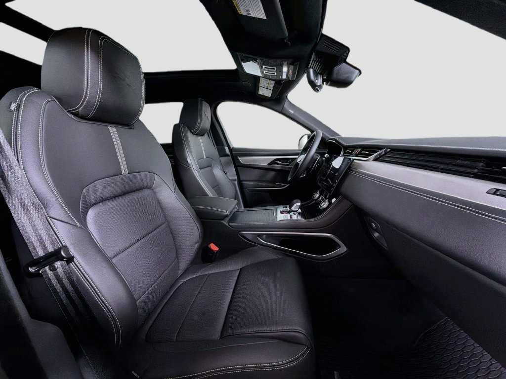 New 2026 Jaguar F-PACE R-Dynamic S AWD/4WD image 30