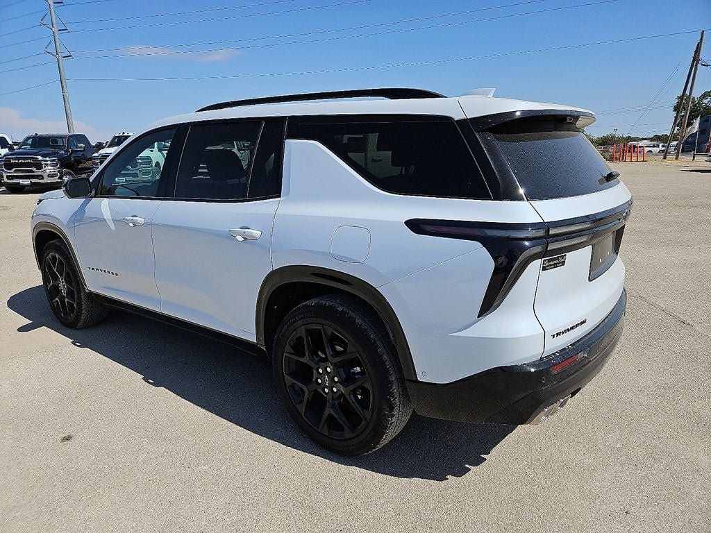 Used 2026 Chevrolet Traverse RS FWD image 4