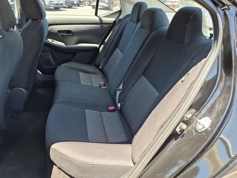 Used 2025 Nissan Sentra SV FWD image 28