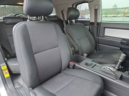 Used 2007 Toyota FJ Cruiser 2WD image 13
