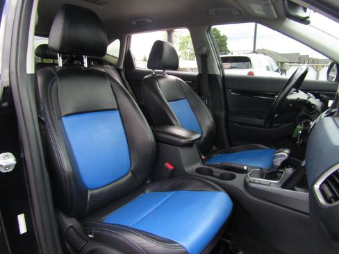 Used 2021 Kia Seltos S FWD image 23