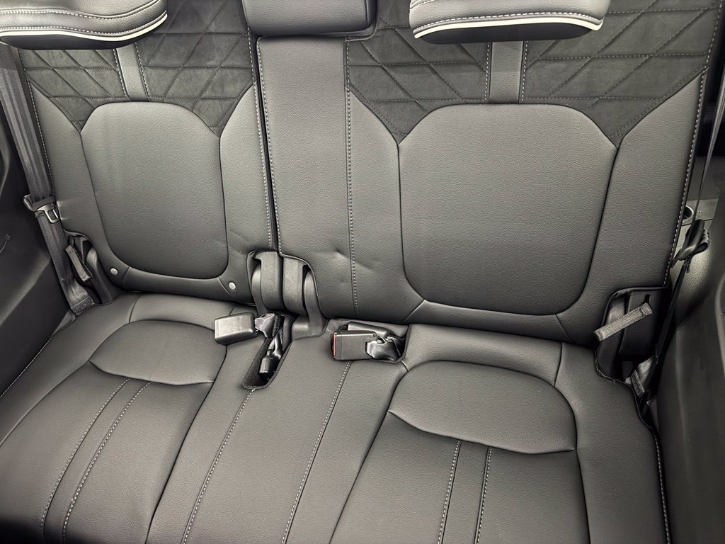 Used 2026 Honda Pilot Elite image 27