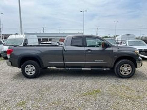 Used 2012 Toyota Tundra 4x4 Double Cab Long Bed w/ Convenience Pkg image 4