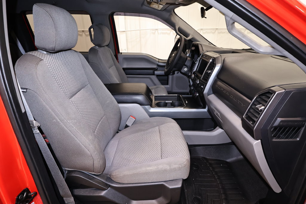 Certified 2019 Ford F350 XLT w/ XLT Premium Package AWD/4WD image 21
