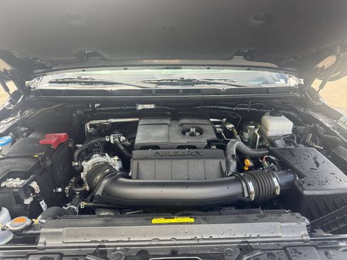 Used 2026 Nissan Frontier PRO-4X AWD/4WD image 32