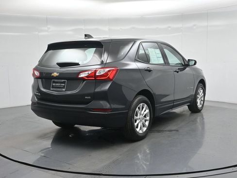 Used 2019 Chevrolet Equinox LS AWD/4WD image 27