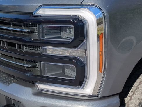 New 2026 Ford F350 Platinum w/ FX4 Off-Road Package image 39