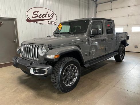 Used 2020 Jeep Gladiator Overland AWD/4WD image 2