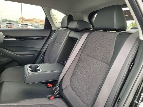 Used 2025 Kia Seltos S image 15