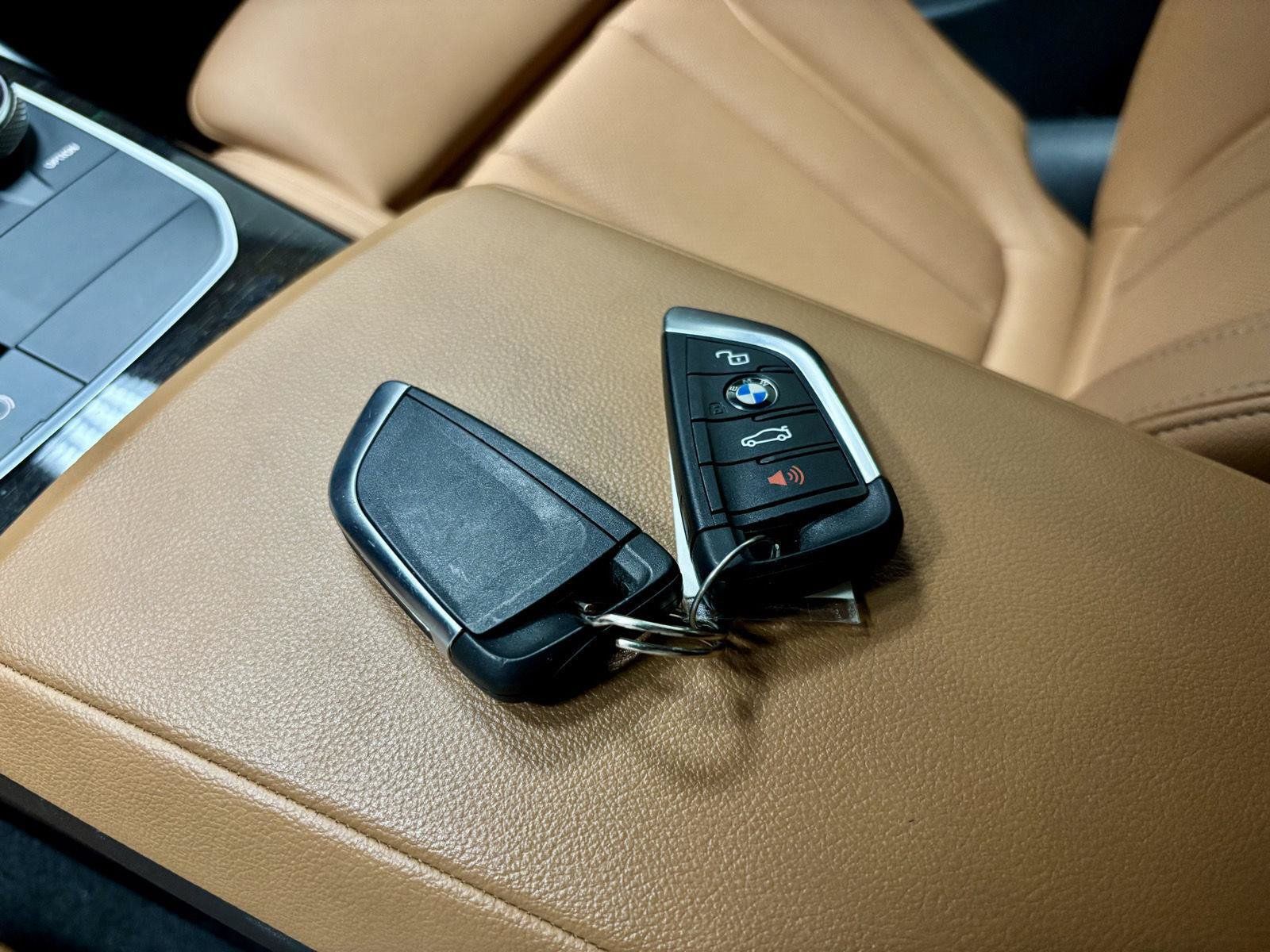 Used 2024 BMW i4 eDrive35 w/ Convenience Package RWD image 44