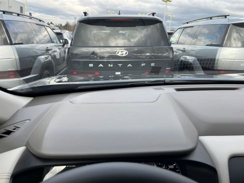 Used 2025 Nissan Rogue SV image 37