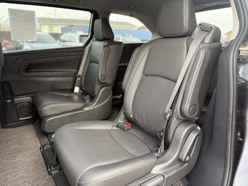 Used 2025 Honda Odyssey EX-L image 16