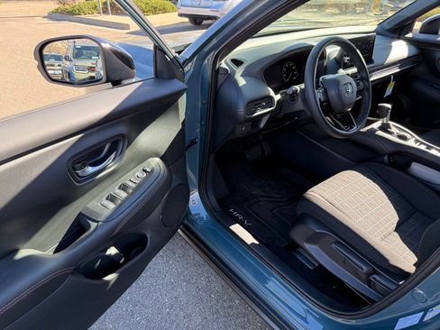 Certified 2026 Honda HR-V Sport image 13