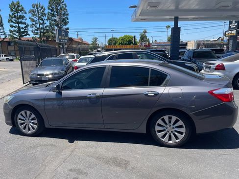 Used 2013 Honda Accord EX image 21