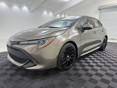 Used 2020 Toyota Corolla SE FWD image 3