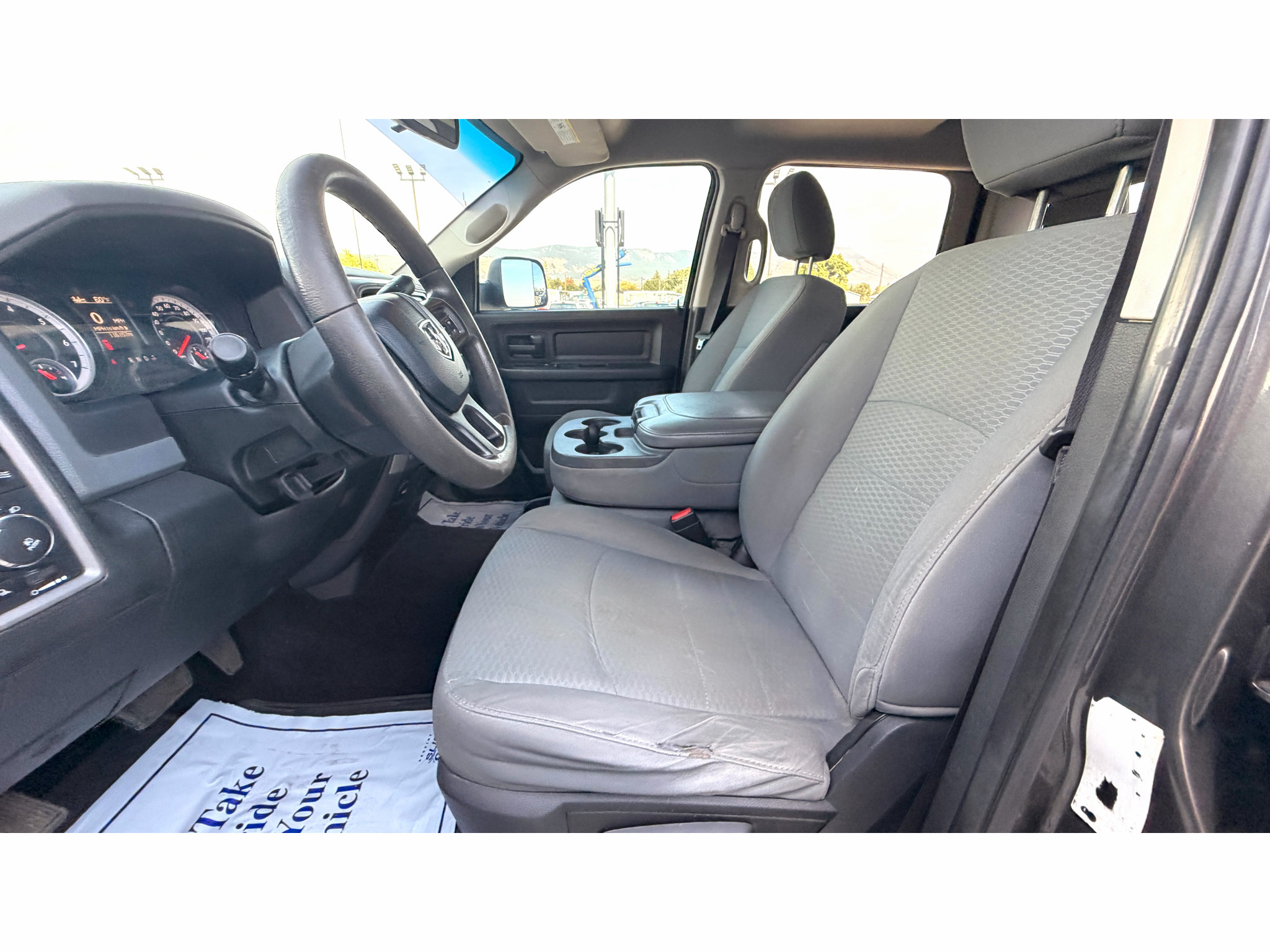Used 2014 RAM 1500 Express AWD/4WD image 19