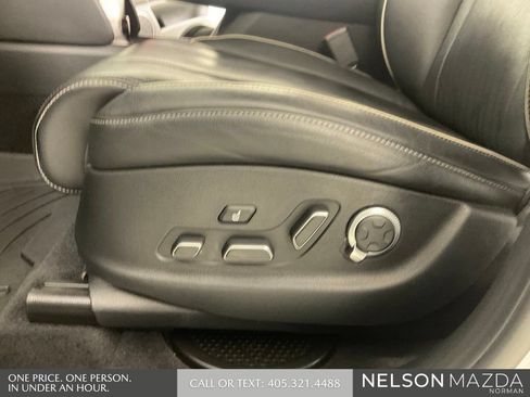Used 2023 Genesis GV80 3.5T Advanced + AWD/4WD image 25