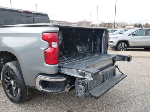 Used 2021 Chevrolet Silverado 1500 LT w/ Z71 Off-Road Package image 18