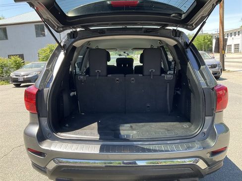 Used 2017 Nissan Pathfinder S AWD/4WD image 12
